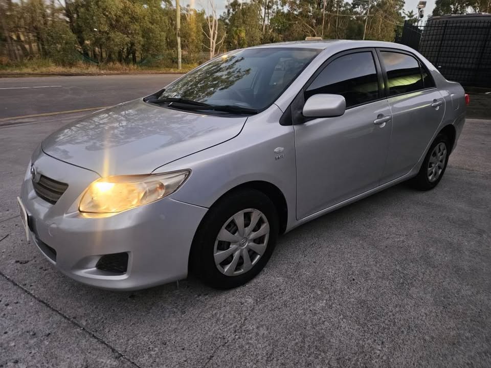 2009 Toyota corolla ascent manual sedan easy finance  2.jpg